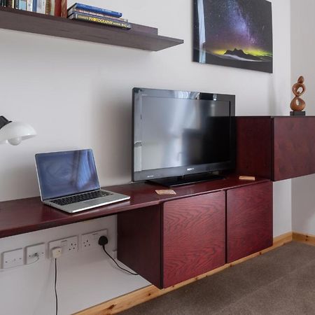 Contemporary One Bedroom Apartment Close To All Amenities In Conservation Area Tain Esterno foto