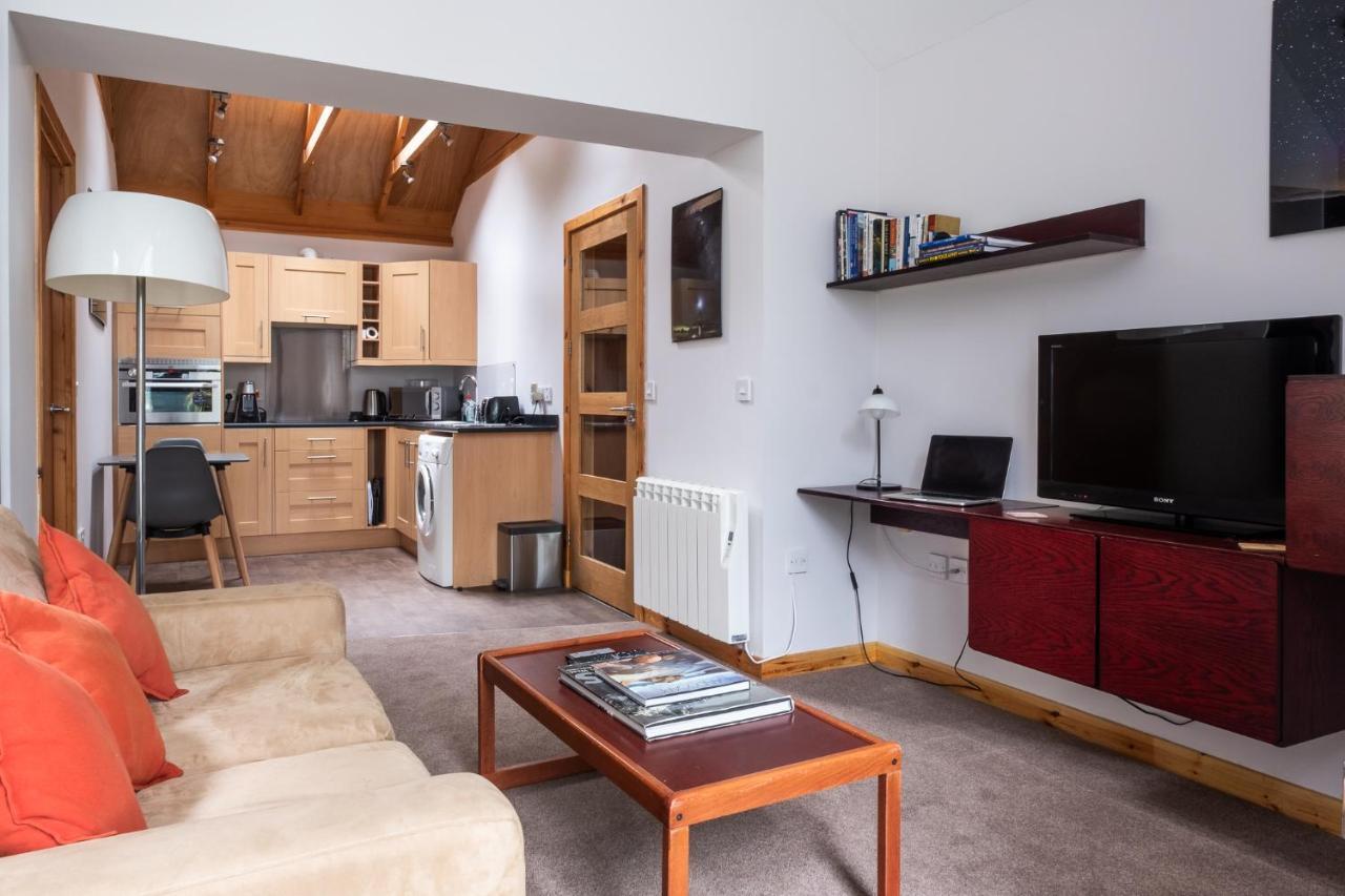 Contemporary One Bedroom Apartment Close To All Amenities In Conservation Area Tain Esterno foto