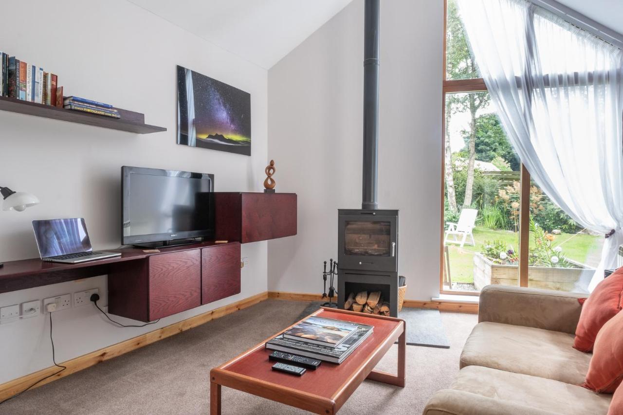 Contemporary One Bedroom Apartment Close To All Amenities In Conservation Area Tain Esterno foto